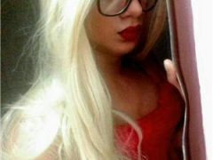 escorte arad: Transsexuala blonda reala prima data in orasul tau